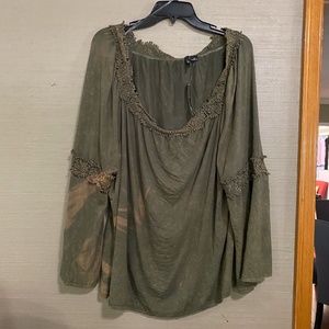 women's. tie dyed green and gold tunic blouse